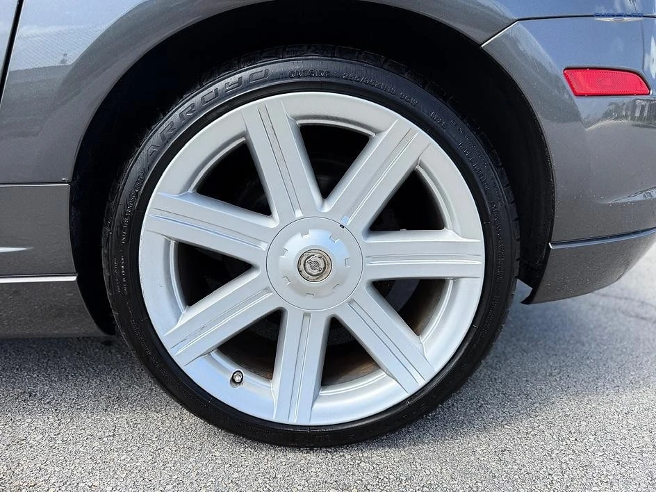 2004 Chrysler Crossfire - Image 25 of 30