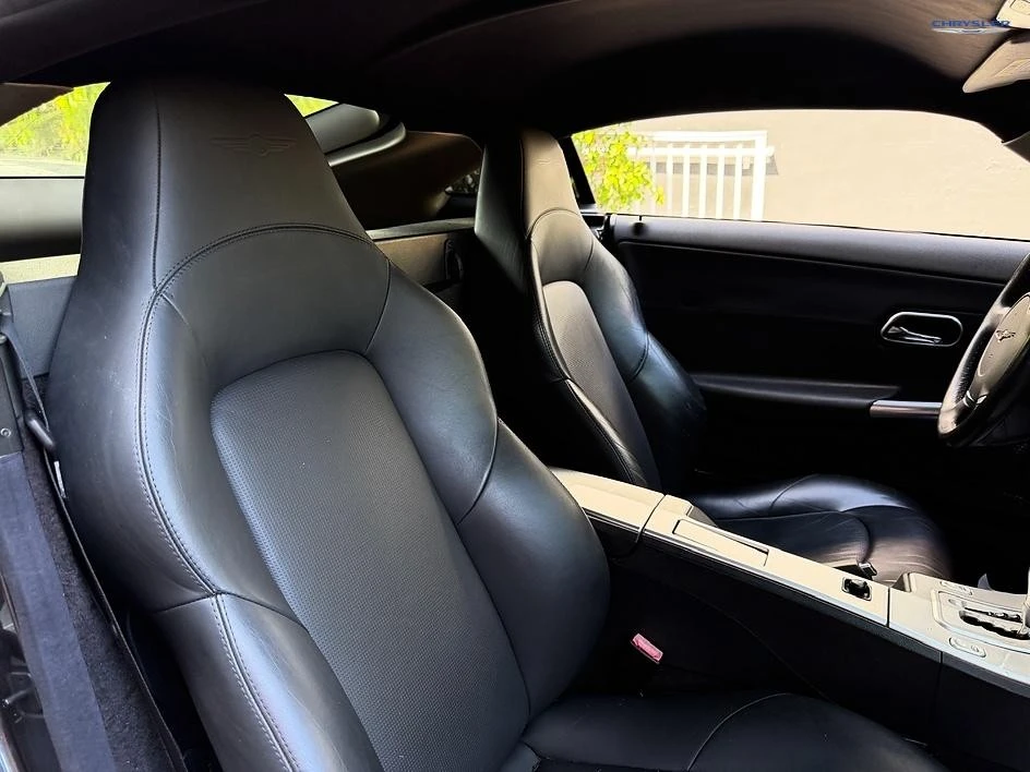 2004 Chrysler Crossfire - Image 15 of 30