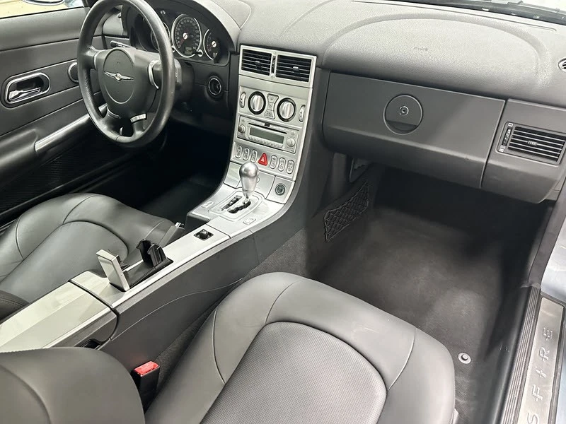 2004 Chrysler Crossfire - Image 13 of 18