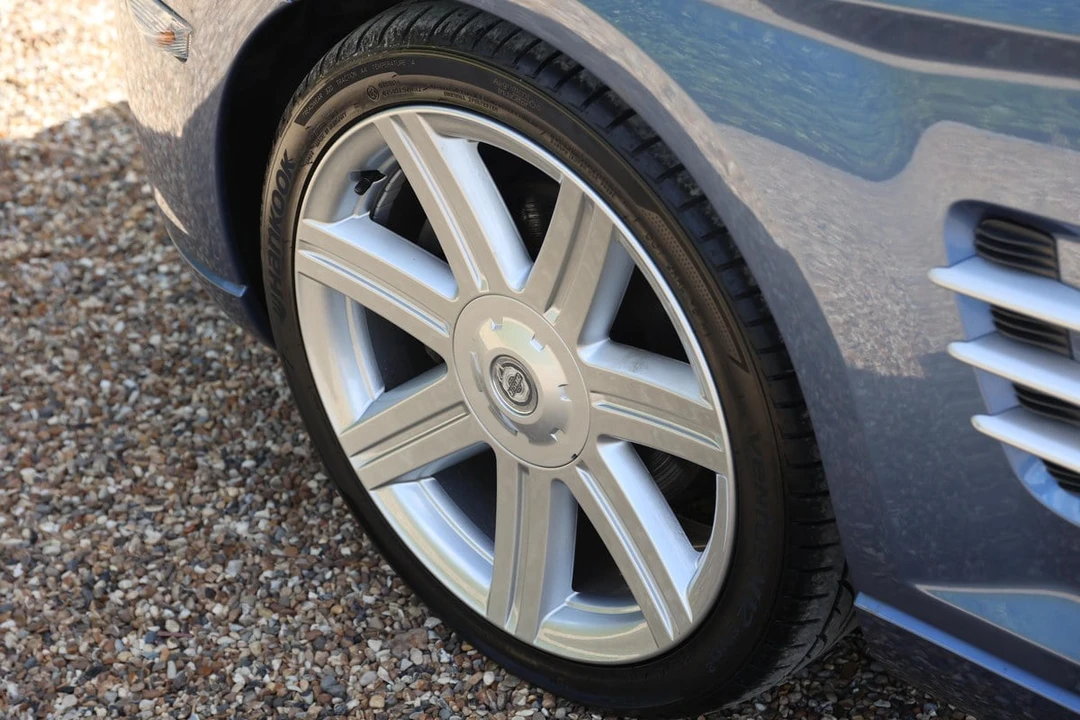 2004 Chrysler Crossfire - Image 14 of 30