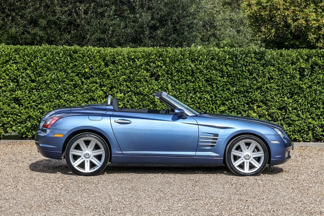 2004 Chrysler Crossfire - Image 4 of 30