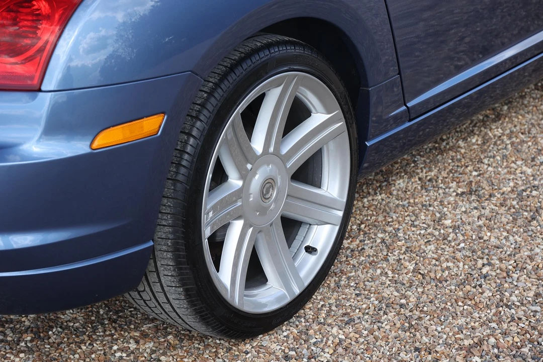 2004 Chrysler Crossfire - Image 12 of 30