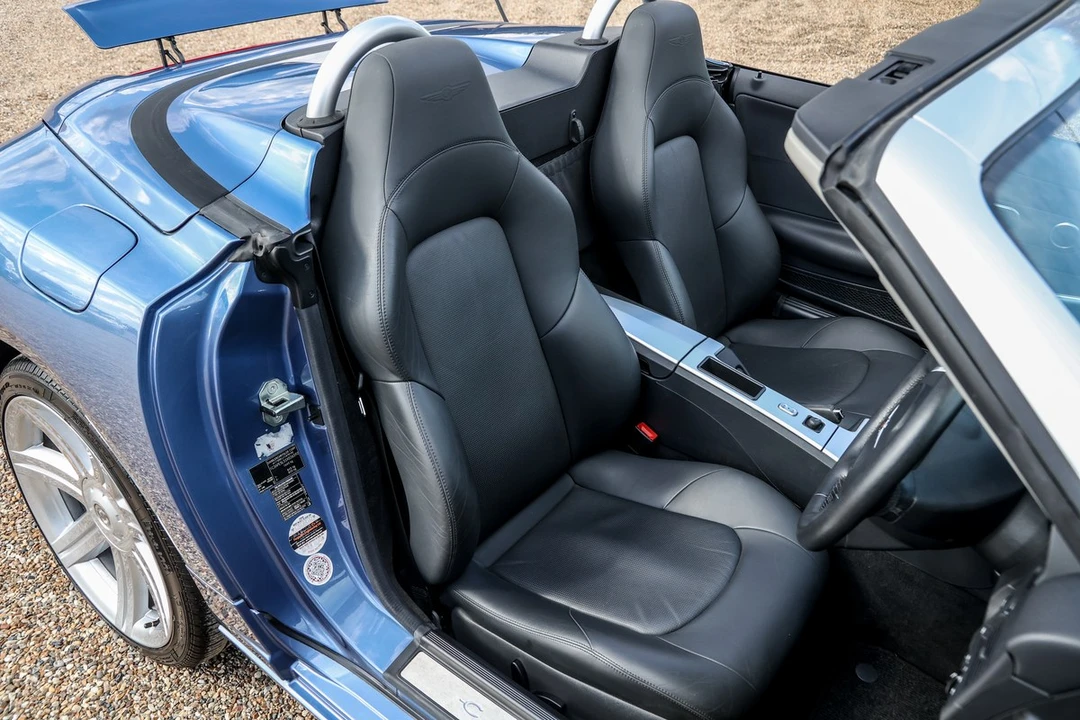 2004 Chrysler Crossfire - Image 24 of 30