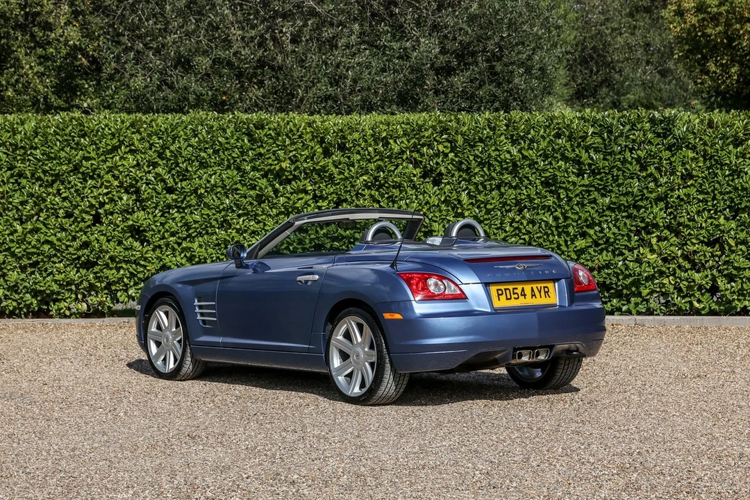 2004 Chrysler Crossfire - Image 7 of 30