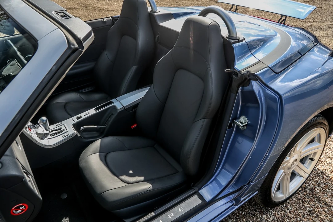 2004 Chrysler Crossfire - Image 16 of 30