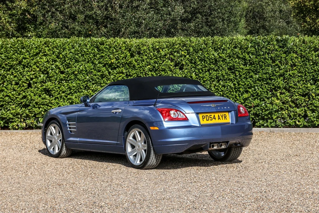 2004 Chrysler Crossfire - Image 9 of 30
