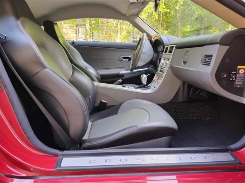 2004 Chrysler Crossfire - Image 2 of 25