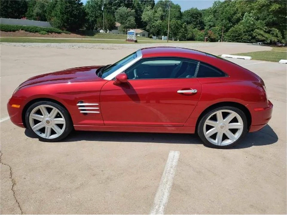 2004 Chrysler Crossfire - Image 19 of 25