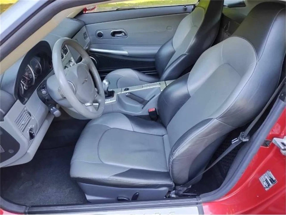 2004 Chrysler Crossfire - Image 20 of 25