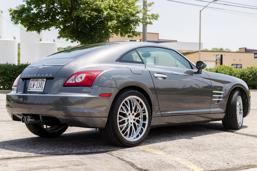 2004 Chrysler Crossfire - Image 10 of 31