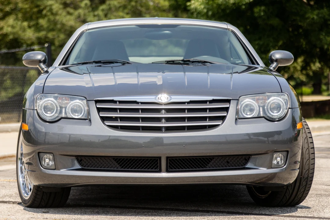 2004 Chrysler Crossfire - Image 2 of 31