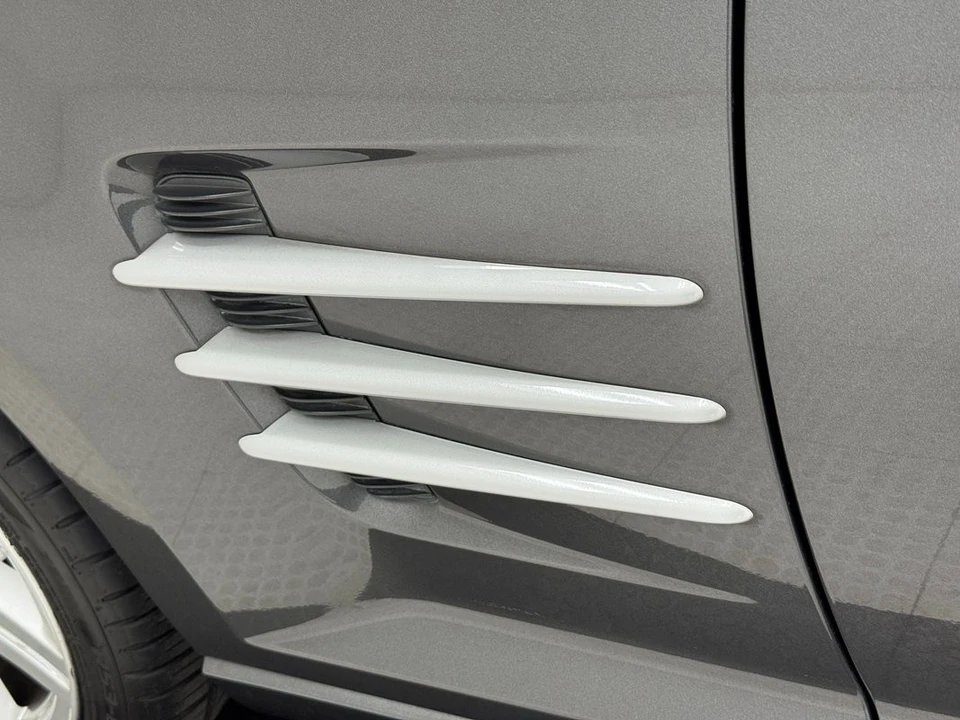 2004 Chrysler - Image 12 of 31