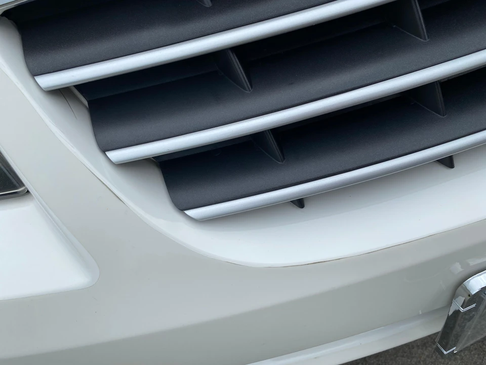 2004 Chrysler Crossfire - Image 27 of 31