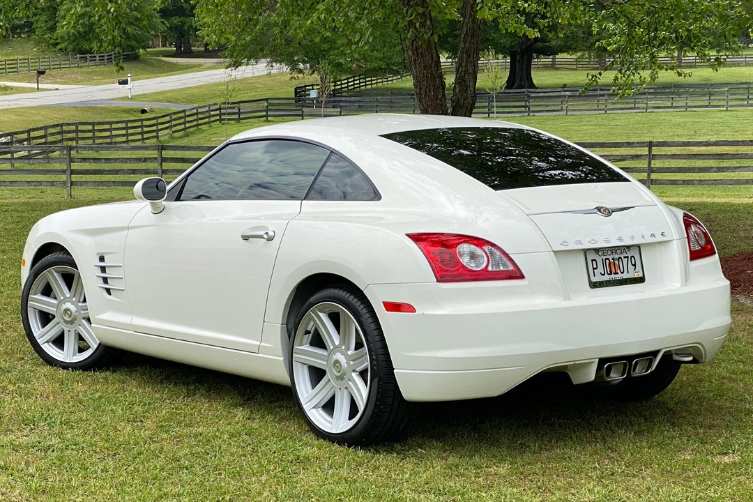 2004 Chrysler Crossfire - Image 4 of 31