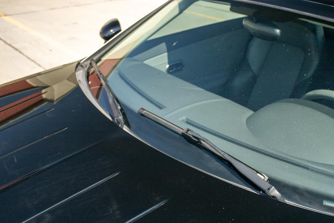 2004 Chrysler Crossfire - Image 25 of 31