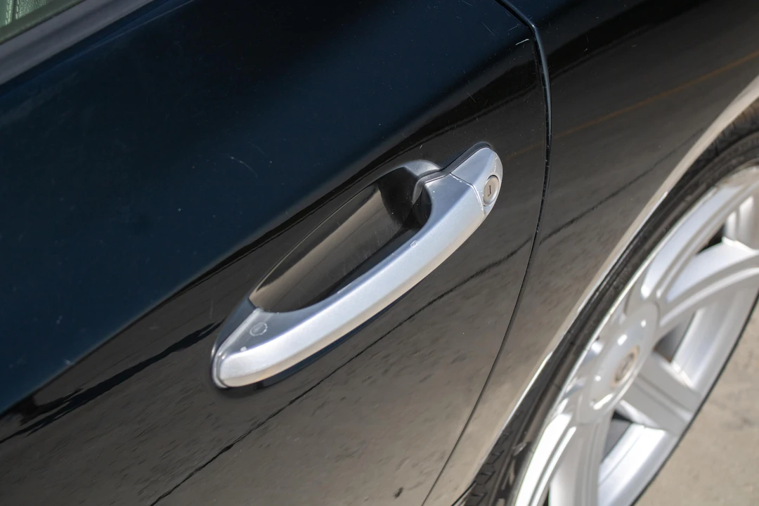 2004 Chrysler Crossfire - Image 28 of 31