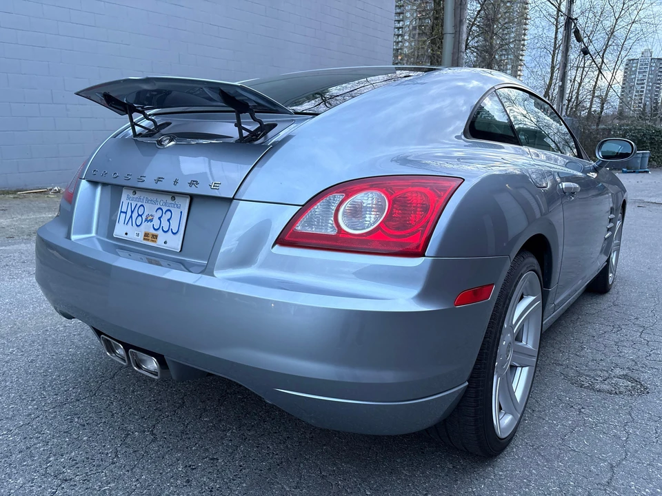 2004 Chrysler Crossfire - Image 17 of 31