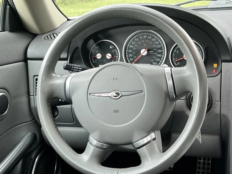 2004 Chrysler Crossfire - Image 17 of 24