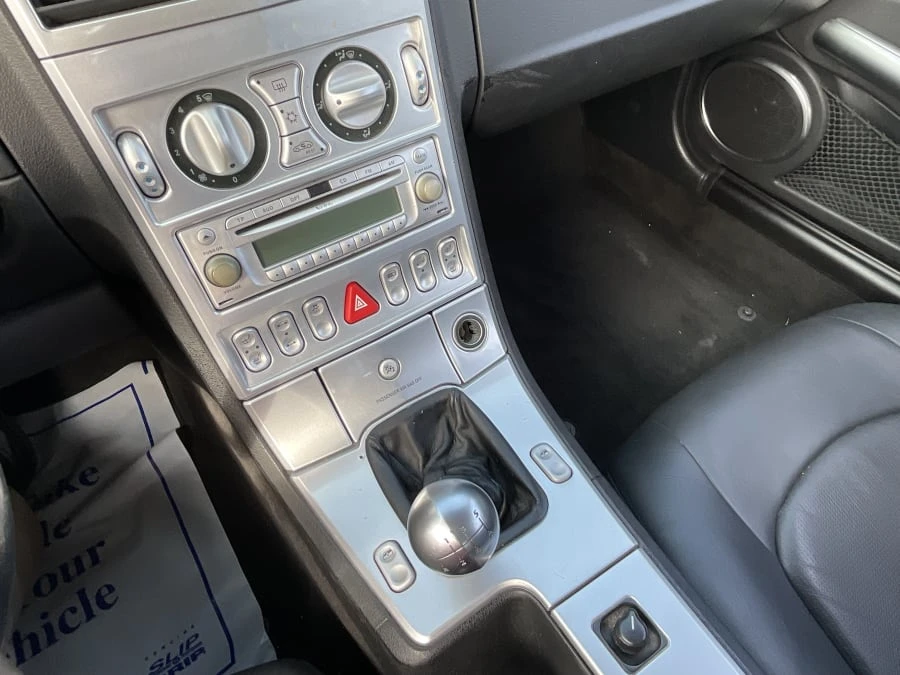 2004 Chrysler Crossfire - Image 7 of 9