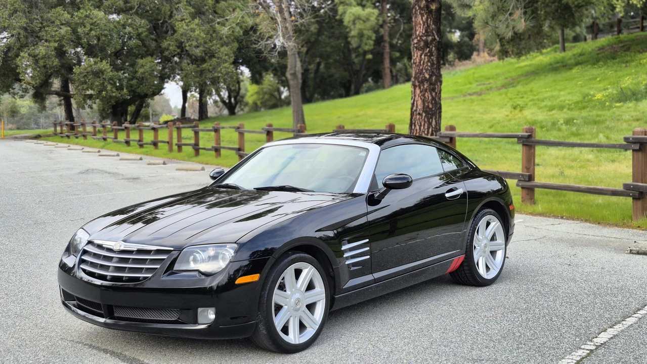 2004 Chrysler Crossfire - Image 4 of 31