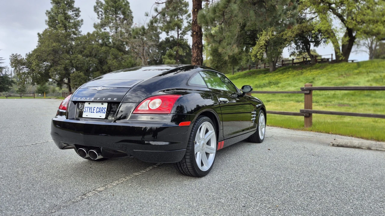 2004 Chrysler Crossfire - Image 23 of 31