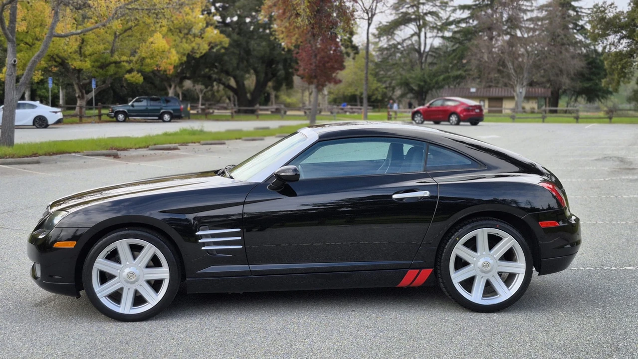 2004 Chrysler Crossfire - Image 8 of 31
