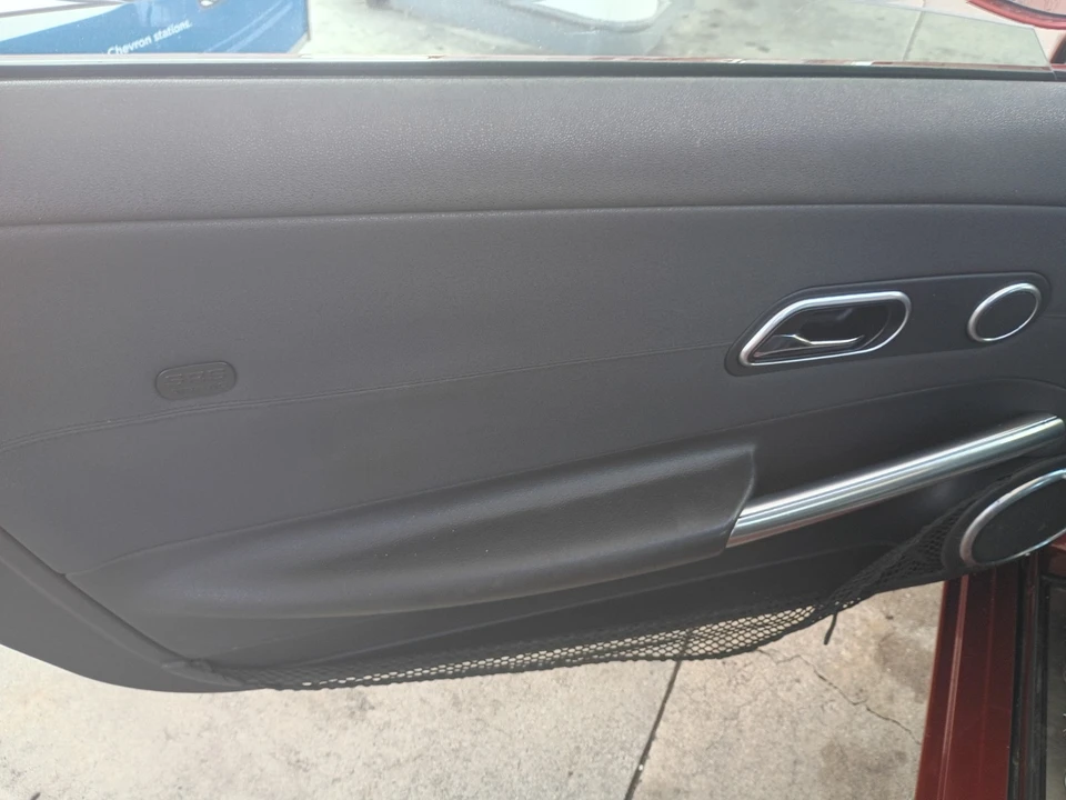 2004 Chrysler Crossfire - Image 22 of 31
