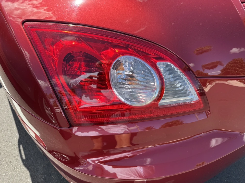 2004 Chrysler Crossfire - Image 16 of 18