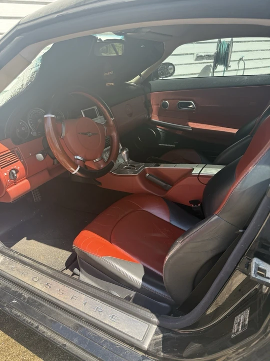 2004 Chrysler Crossfire - Image 4 of 6