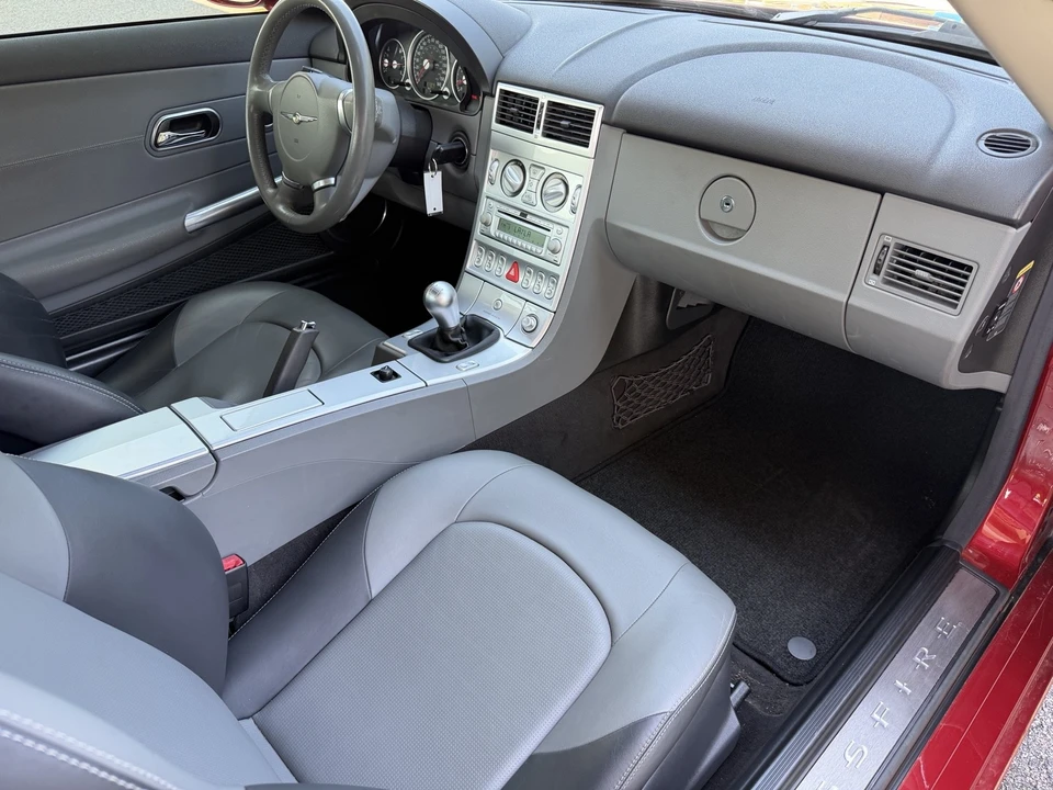 2004 Chrysler Crossfire - Image 19 of 24