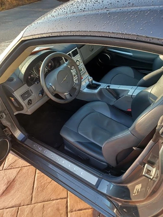 2004 Chrysler Crossfire - Image 9 of 9