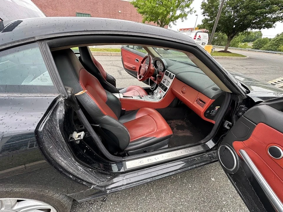 2004 Chrysler Crossfire - Image 4 of 16