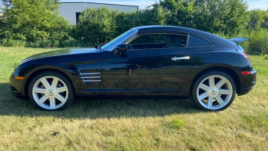 2004 Chrysler Crossfire - Image 2 of 9