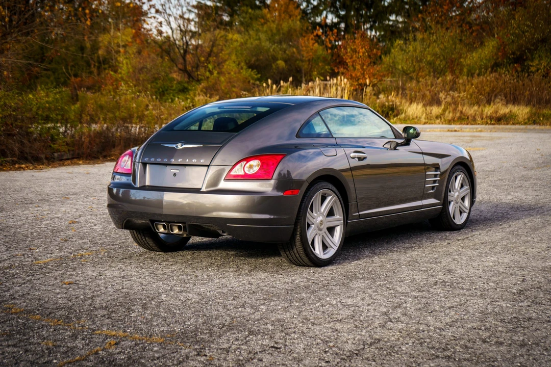 2004 Chrysler Crossfire - Image 16 of 31