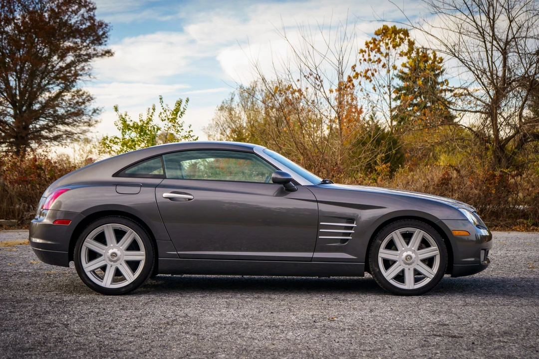 2004 Chrysler Crossfire - Image 17 of 31