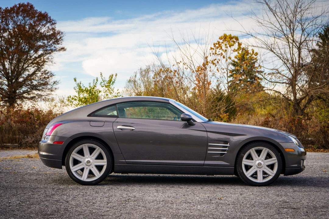 2004 Chrysler Crossfire - Image 18 of 31