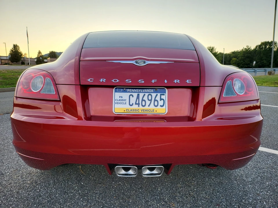 2004 Chrysler Crossfire - Image 9 of 31