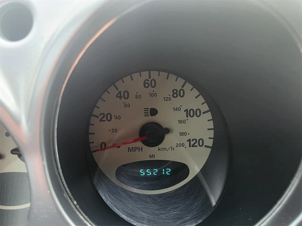 2004 Chrysler PT Cruiser - Image 24 of 31