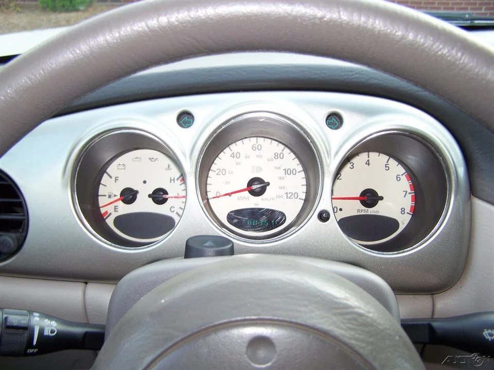 2004 Chrysler PT Cruiser - Image 10 of 12
