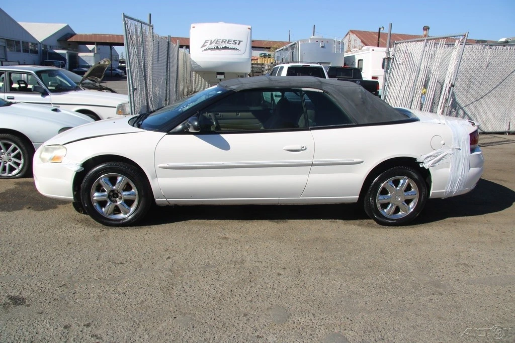 2004 Chrysler Sebring - Image 3 of 21