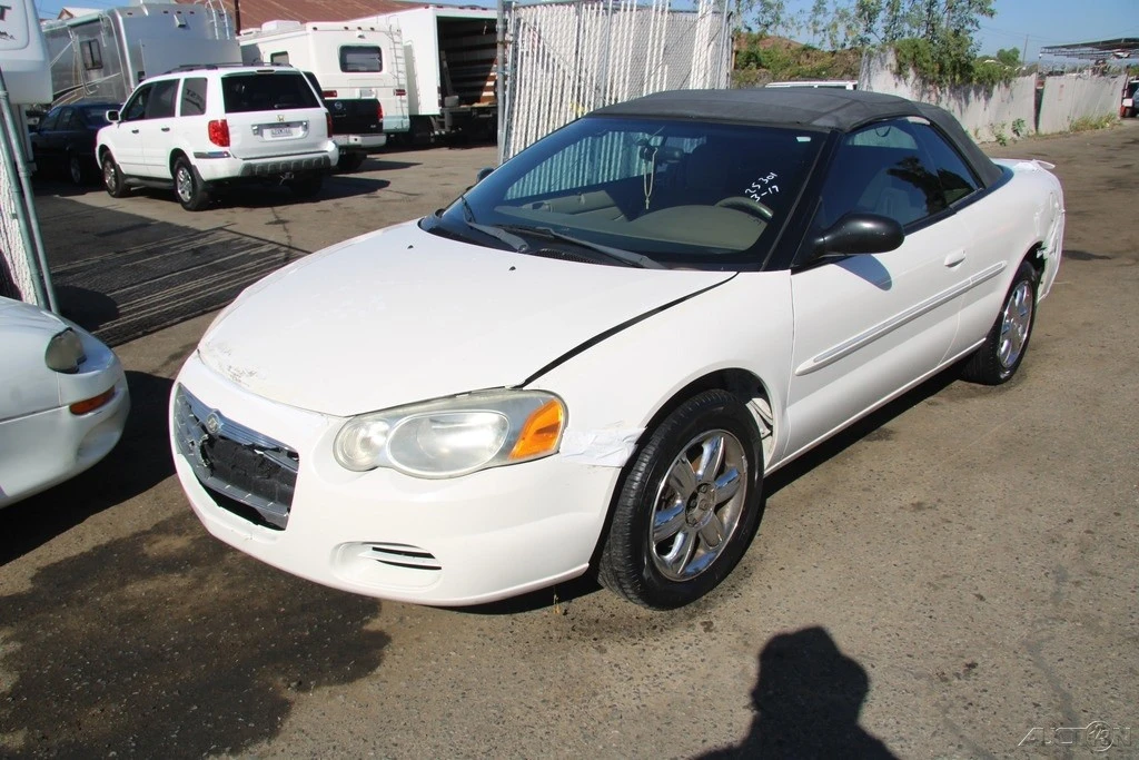2004 Chrysler Sebring - Image 2 of 21
