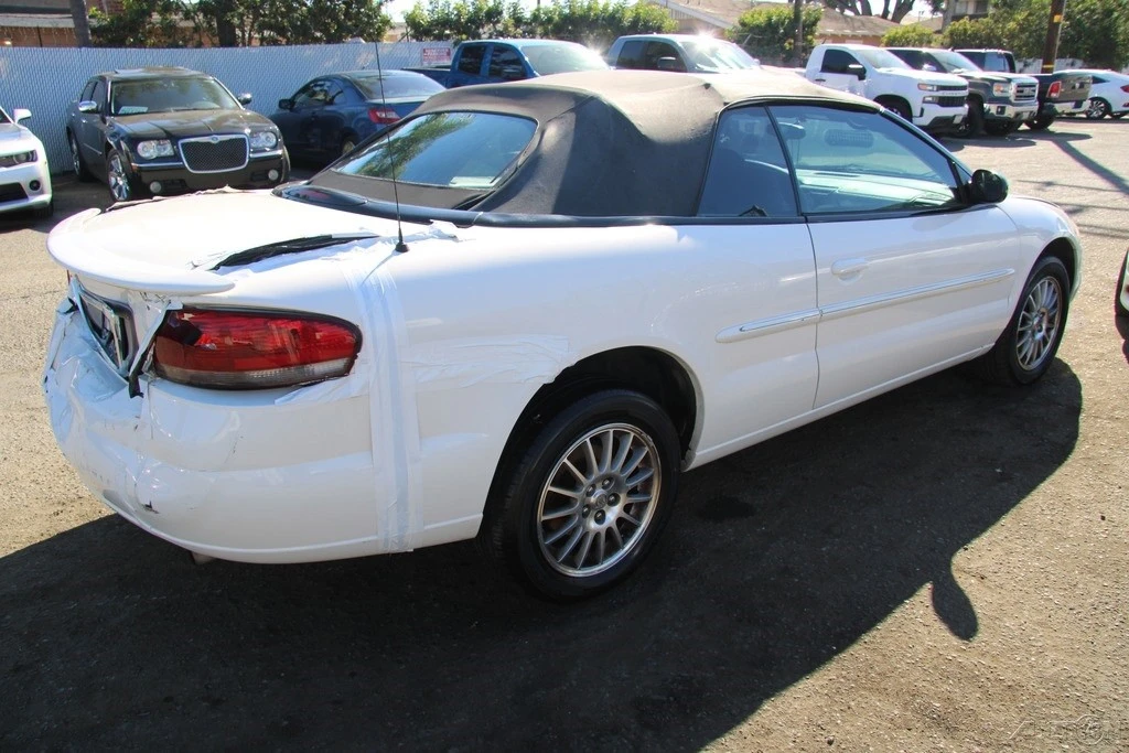 2004 Chrysler Sebring - Image 7 of 21