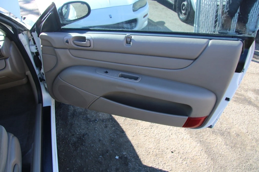 2004 Chrysler Sebring - Image 21 of 21