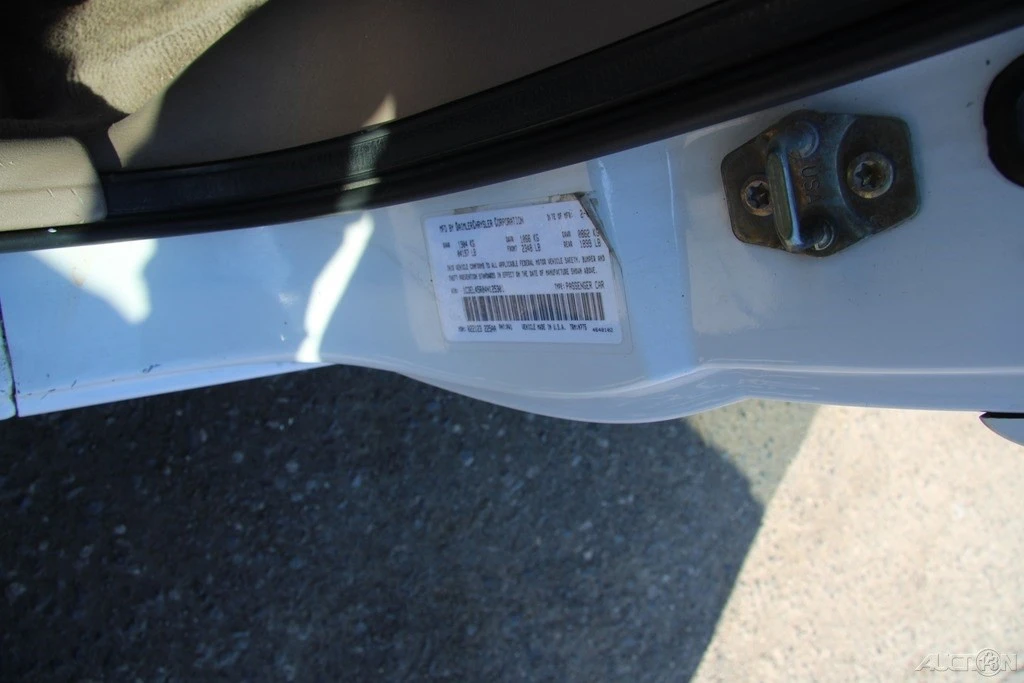 2004 Chrysler Sebring - Image 11 of 21