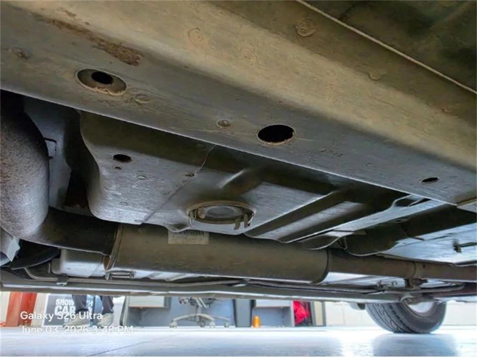2004 Chrysler Sebring - Image 12 of 13