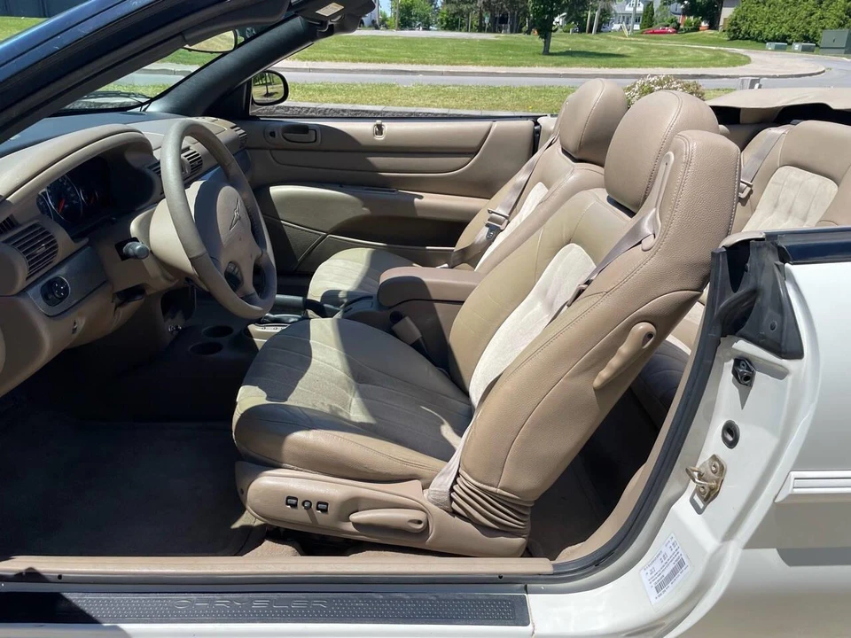 2004 Chrysler Sebring - Image 29 of 31