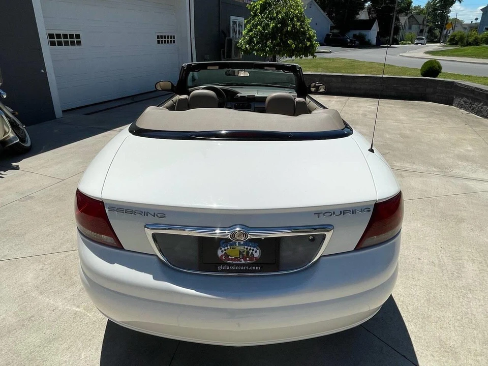 2004 Chrysler Sebring - Image 26 of 31
