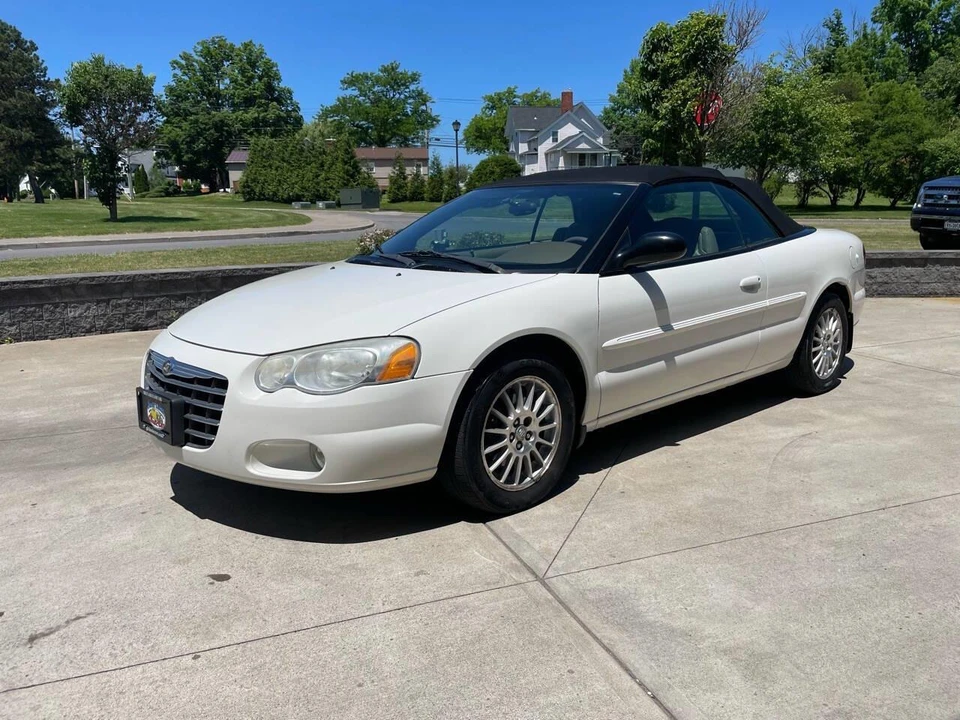 2004 Chrysler Sebring - Image 8 of 31