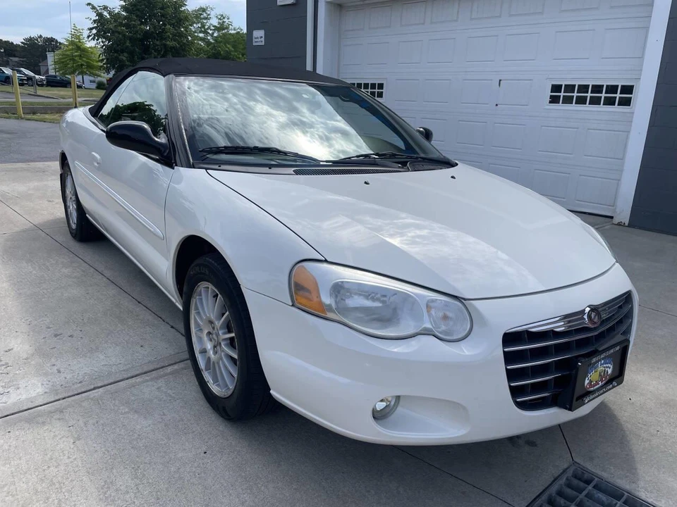2004 Chrysler Sebring - Image 21 of 31