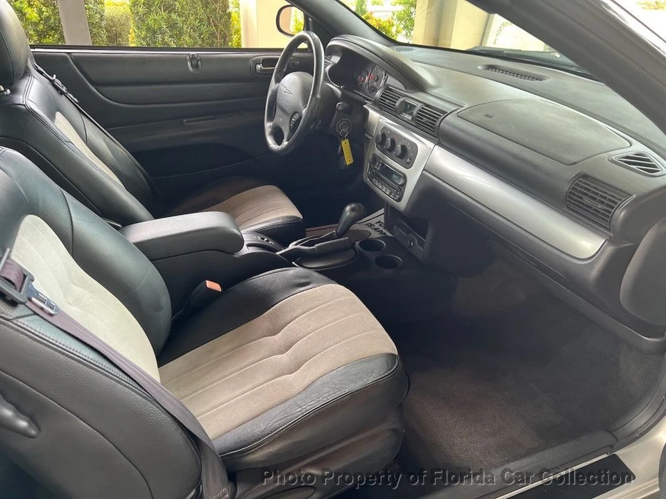 2004 Chrysler Sebring - Image 9 of 12